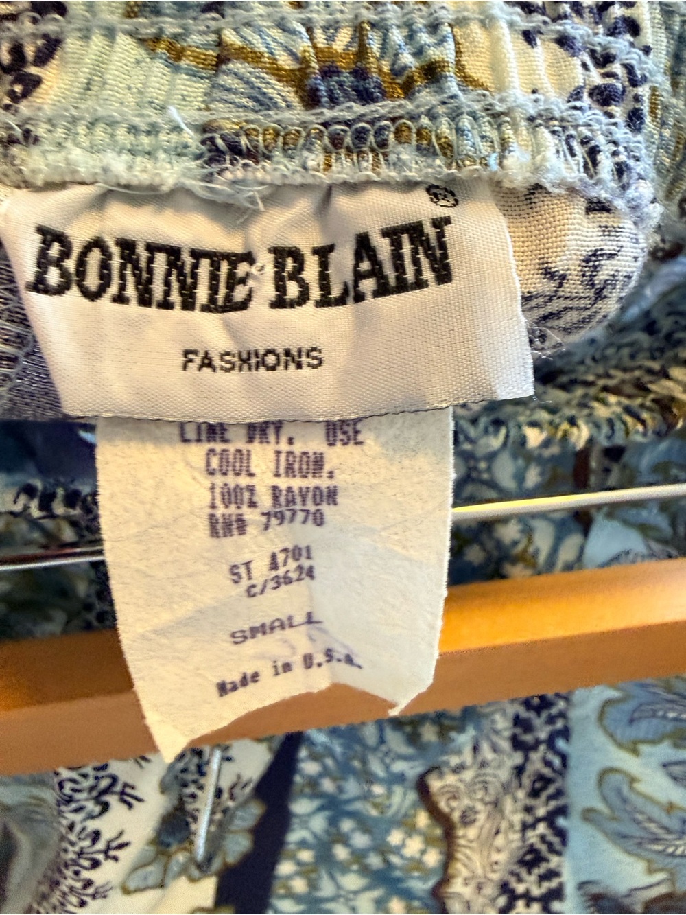 Vintage Bonnie Blain Made in USA Rayon Elastic Waist Floral Patchwork Shorts - Picture 2 of 5